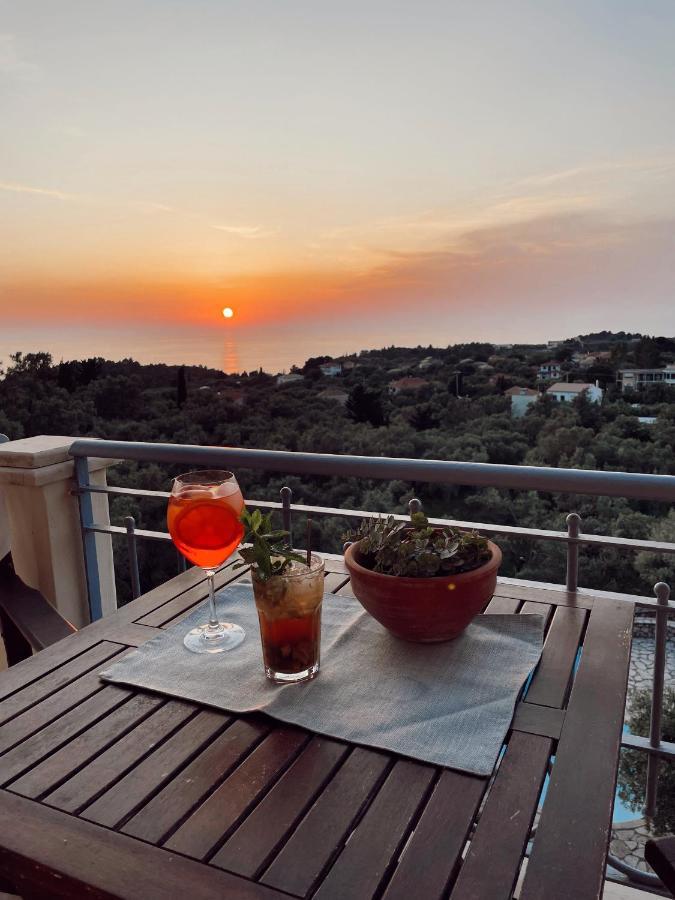 Villa Elenia Tsoukaládhes Exteriör bild